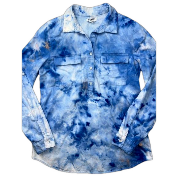 TEXAS STORMS Tie dye half button up shirt pockets upcycled by Impulsive Designs - Picture 3 of 14